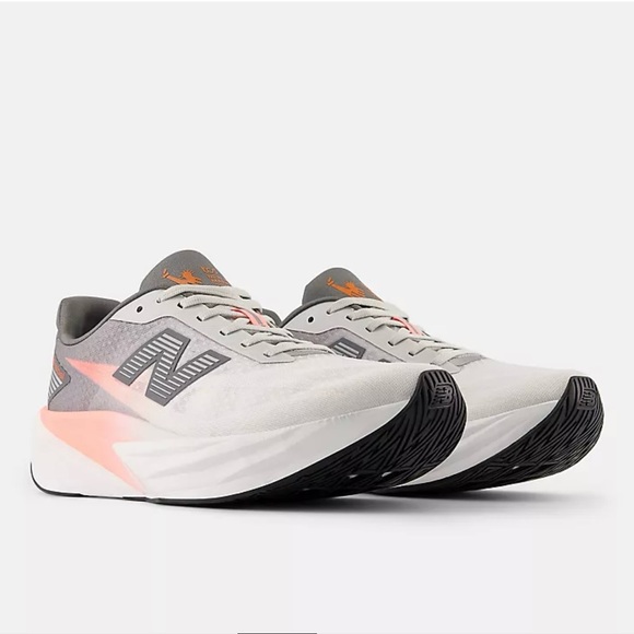 New Balance TCS NYC Marathon FuelCell Rebel v5 - Picture 3 of 13